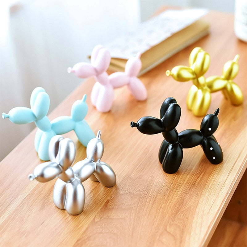 Balloon dogs